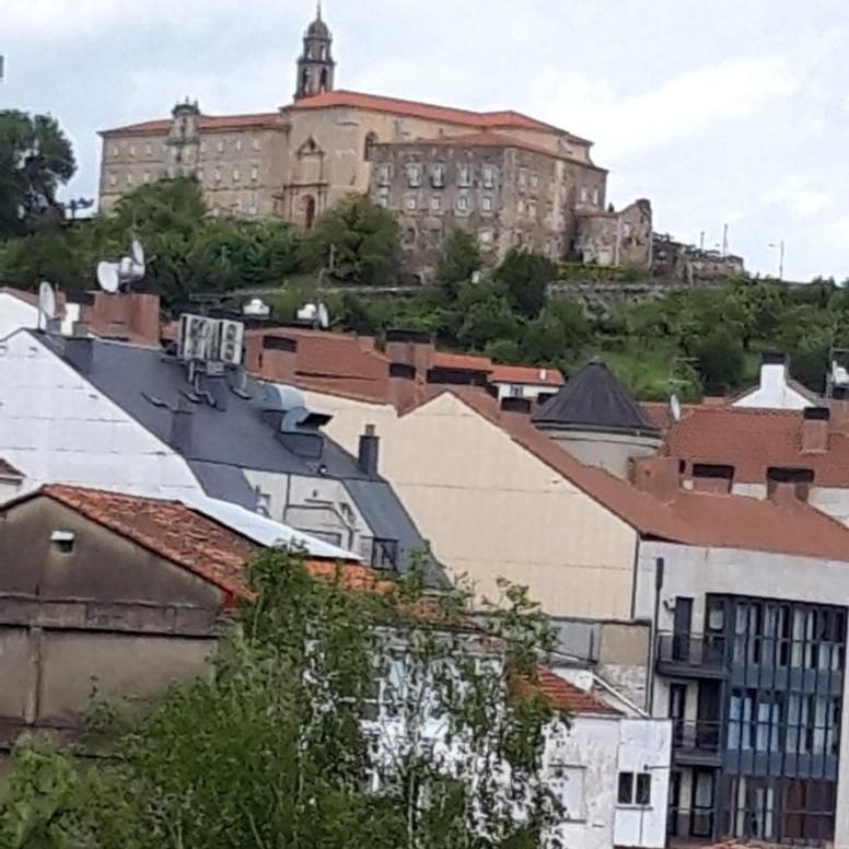 Anduriña Daire Monforte De Lemos Dış mekan fotoğraf